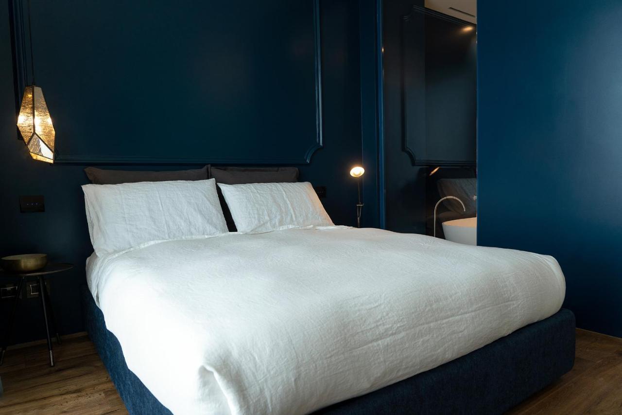 Piccola Maesta' Boutique Rooms Чивітанова-Марке Екстер'єр фото