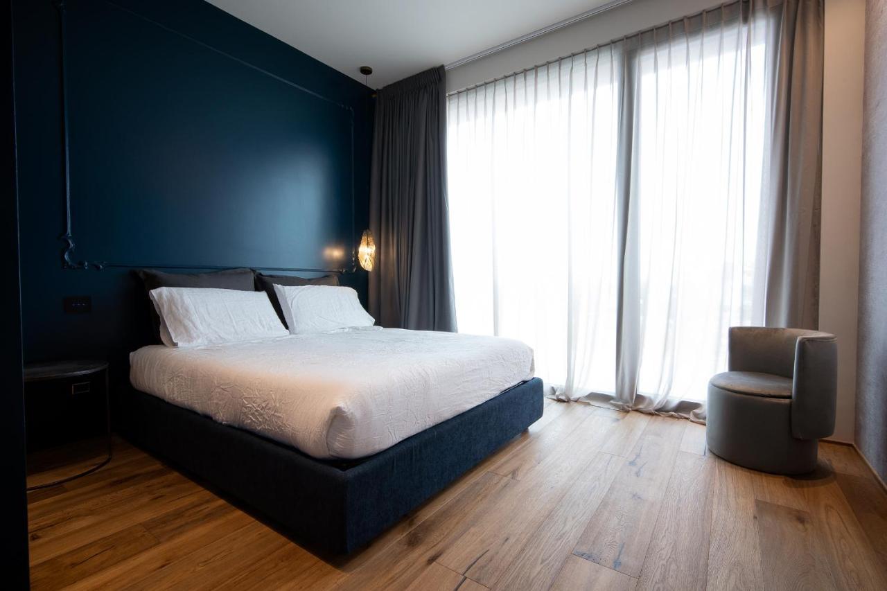Piccola Maesta' Boutique Rooms Чивітанова-Марке Екстер'єр фото